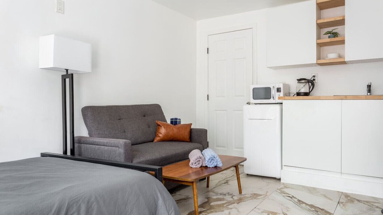 Photo of Livingroom in Sherman Oaks