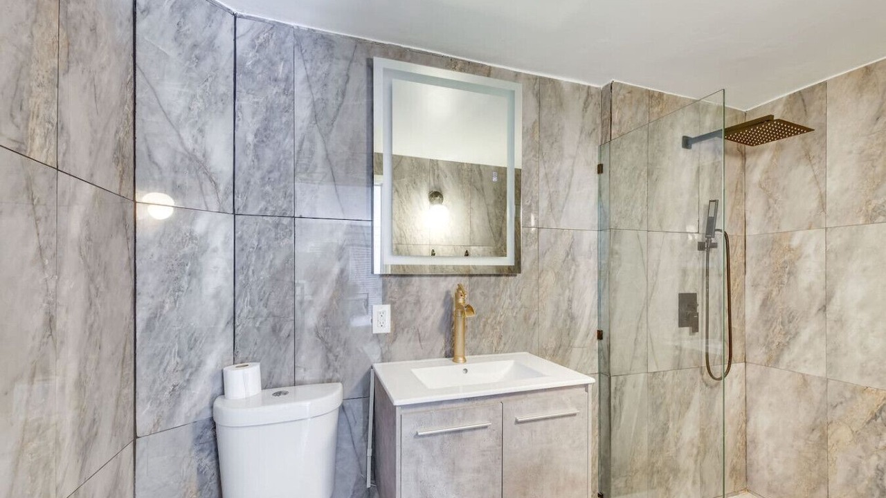 Photo of Bathroom in Sherman Oaks