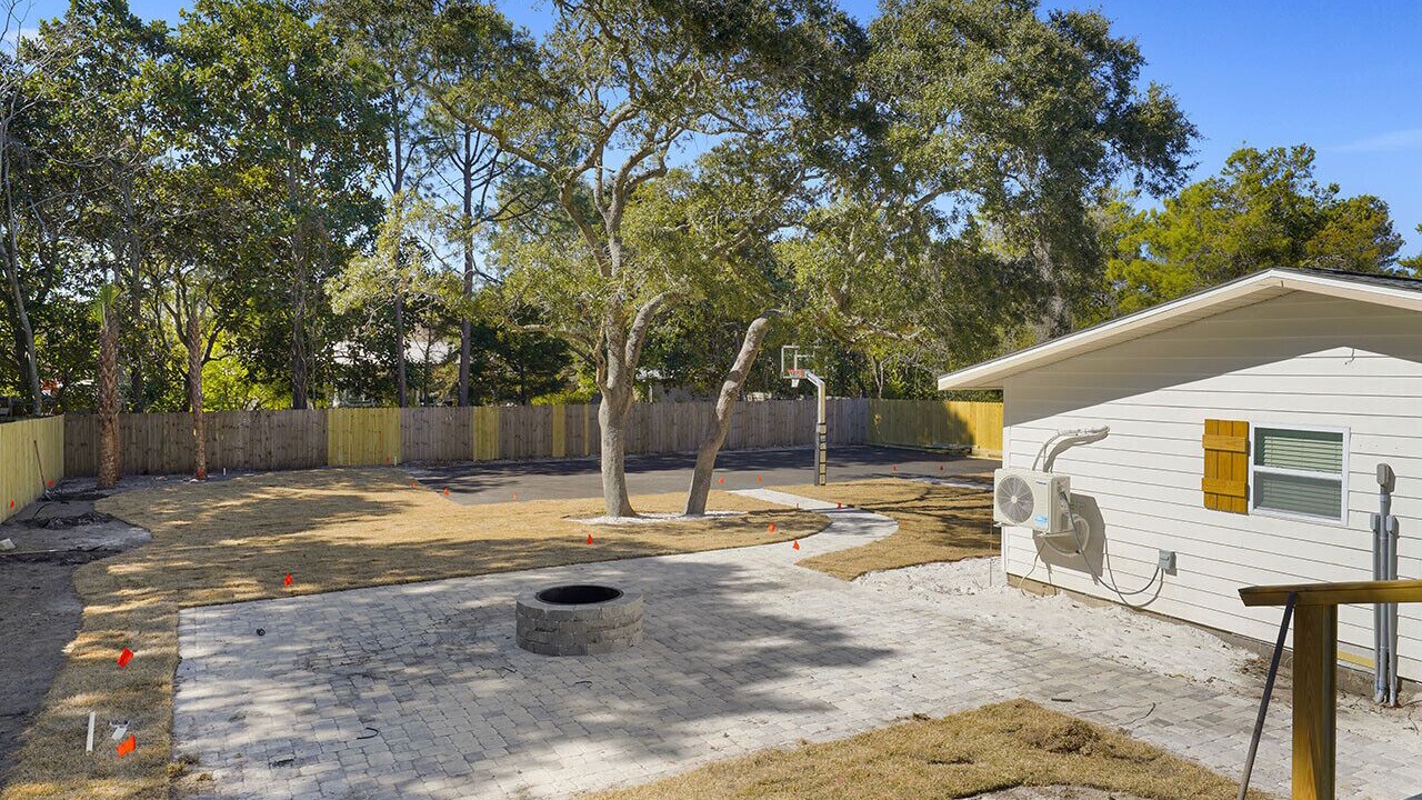 Photo of Outdoor in Gulf Pines