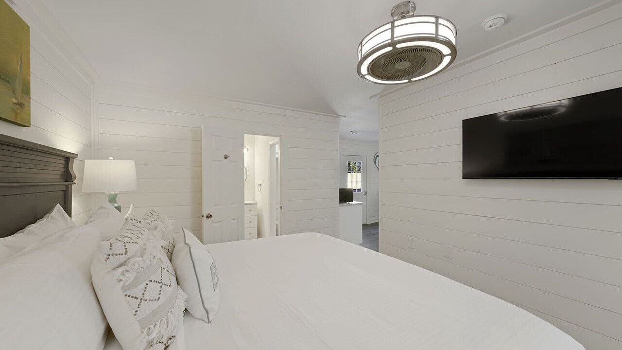 Photo of Bedroom in Gulf Pines