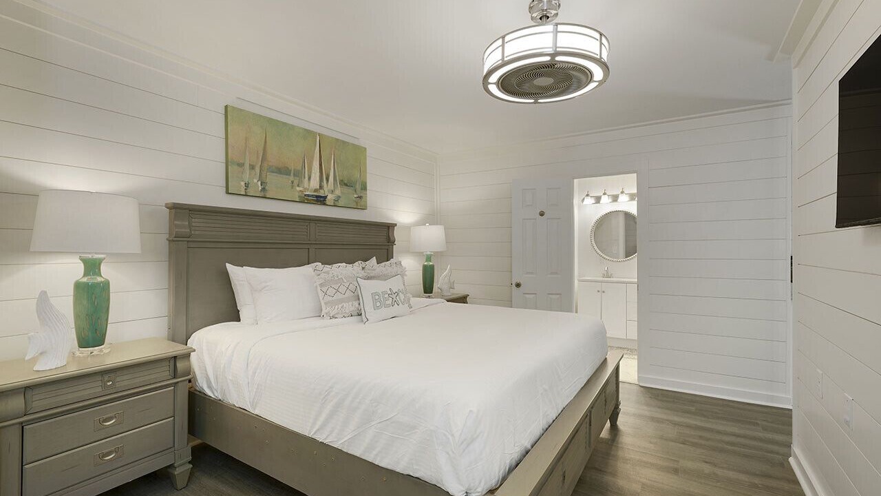 Photo of Bedroom in Gulf Pines