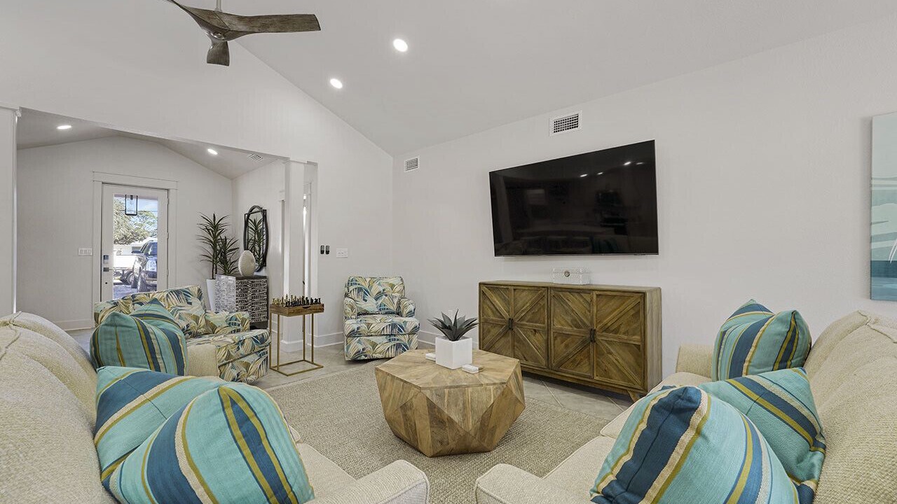 Photo of Livingroom in Gulf Pines