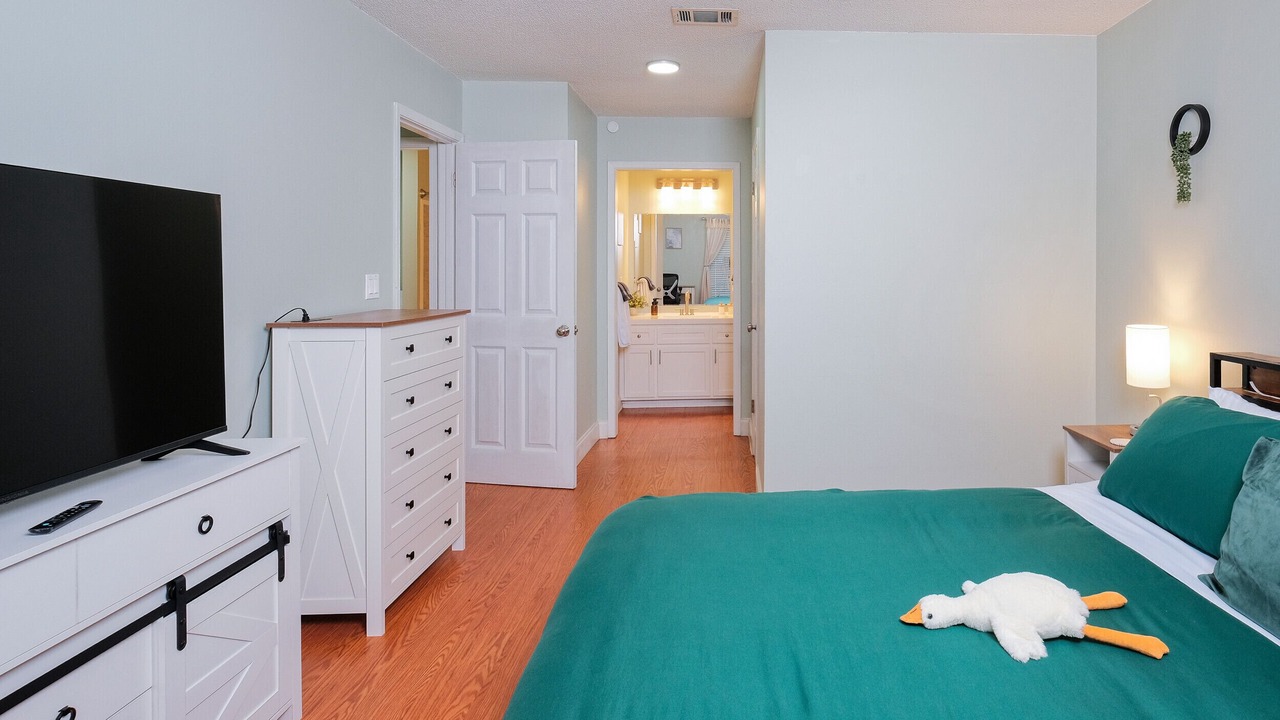 Photo of Bedroom in Ferry Pass