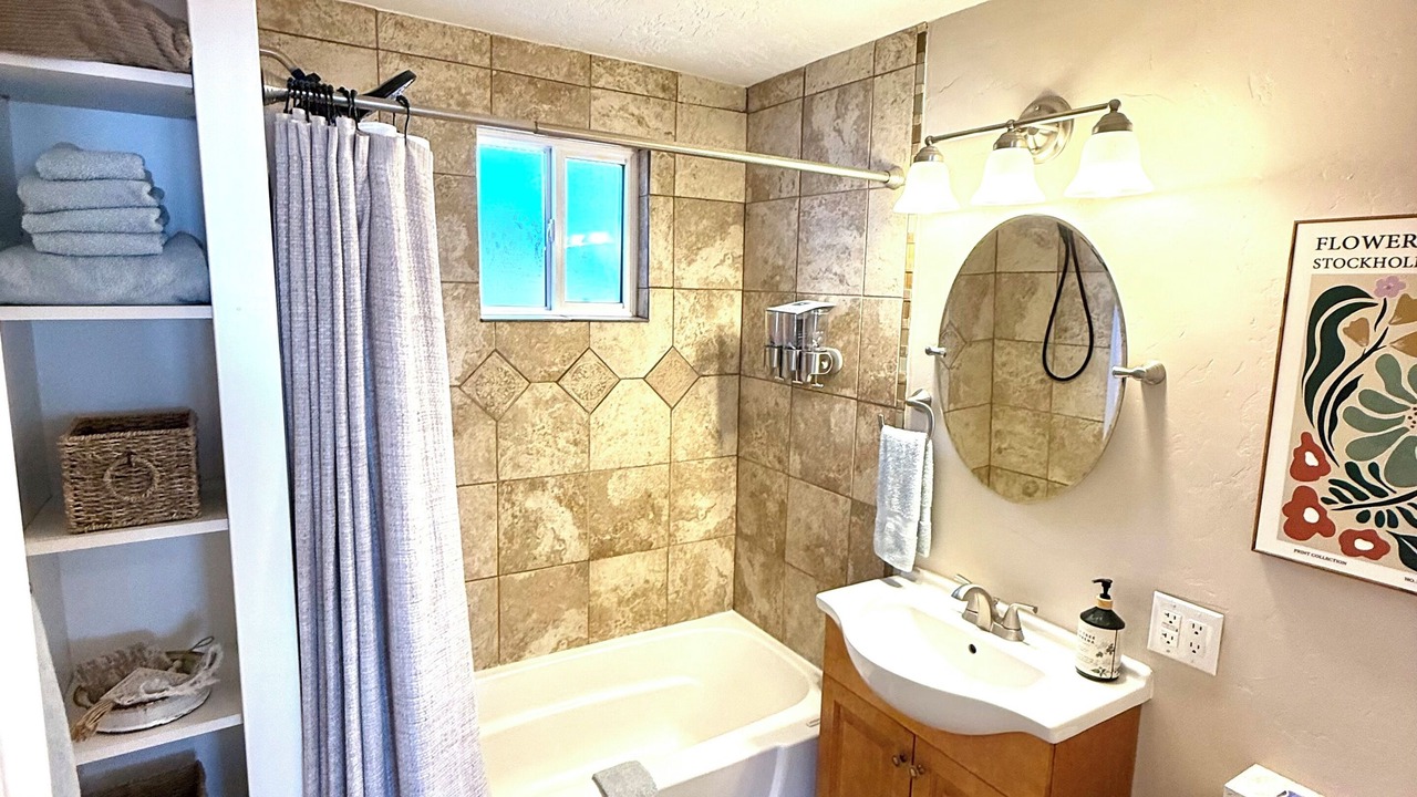 Photo of Bathroom in Canyon County