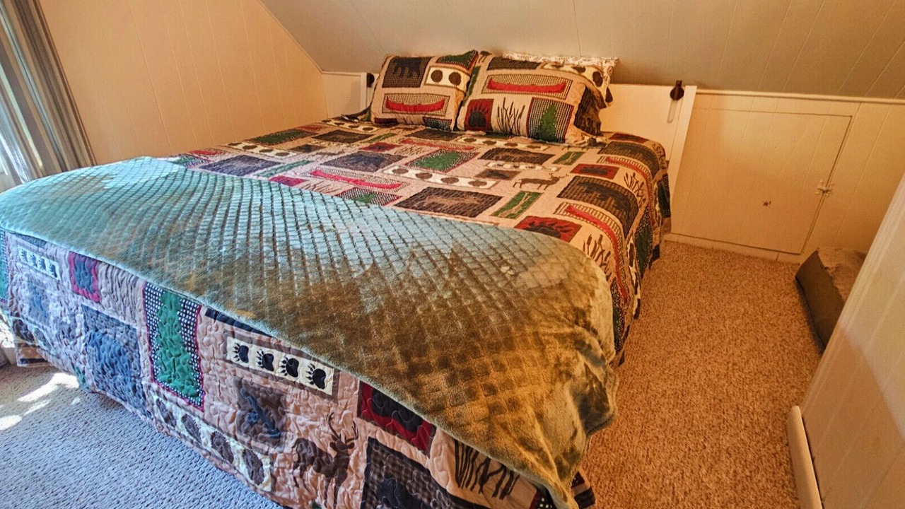 Photo of Bedroom in Greenville Junction