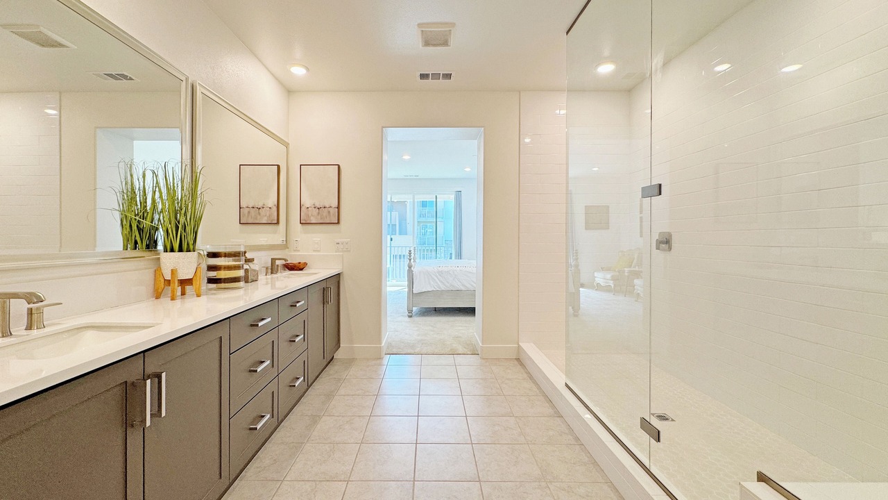 Photo of Bathroom in Lake Forest