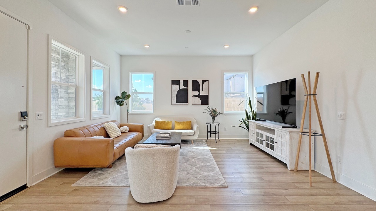 Photo of Livingroom in Lake Forest