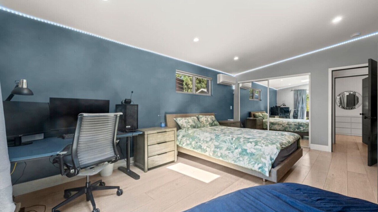 Photo of Bedroom in Woodland Hills