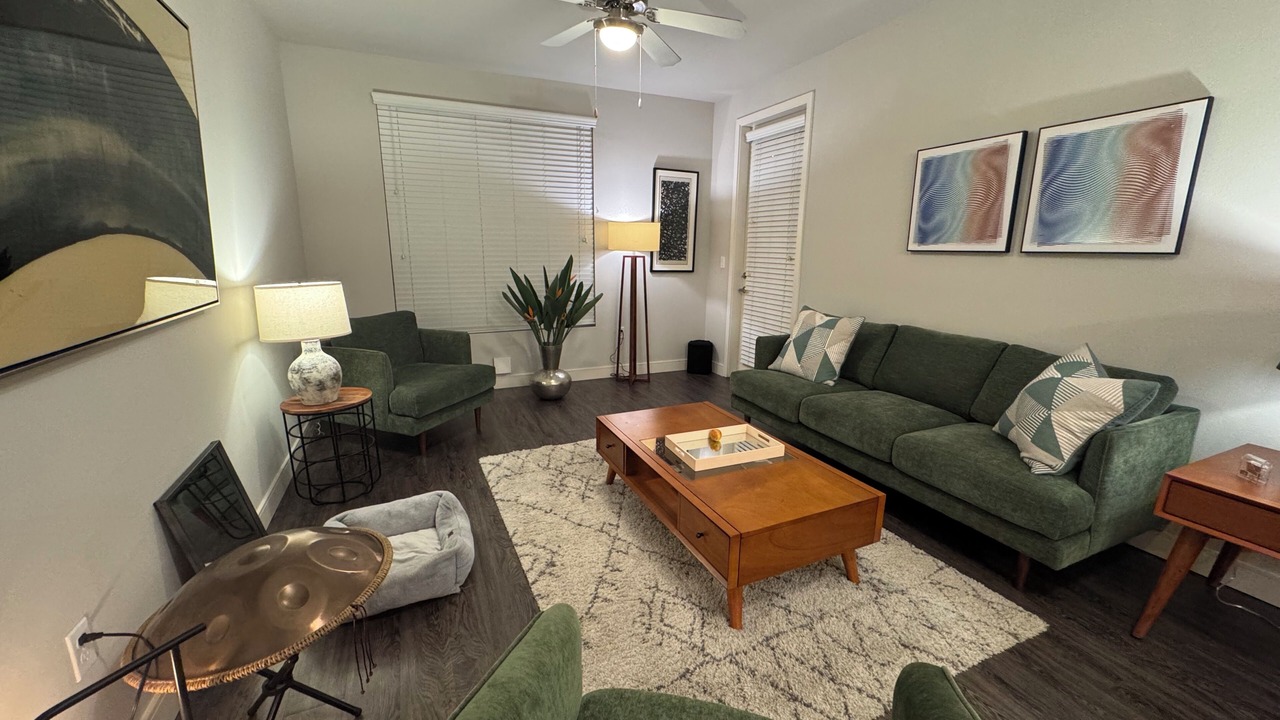 Photo of Livingroom in Irvine Business Complex