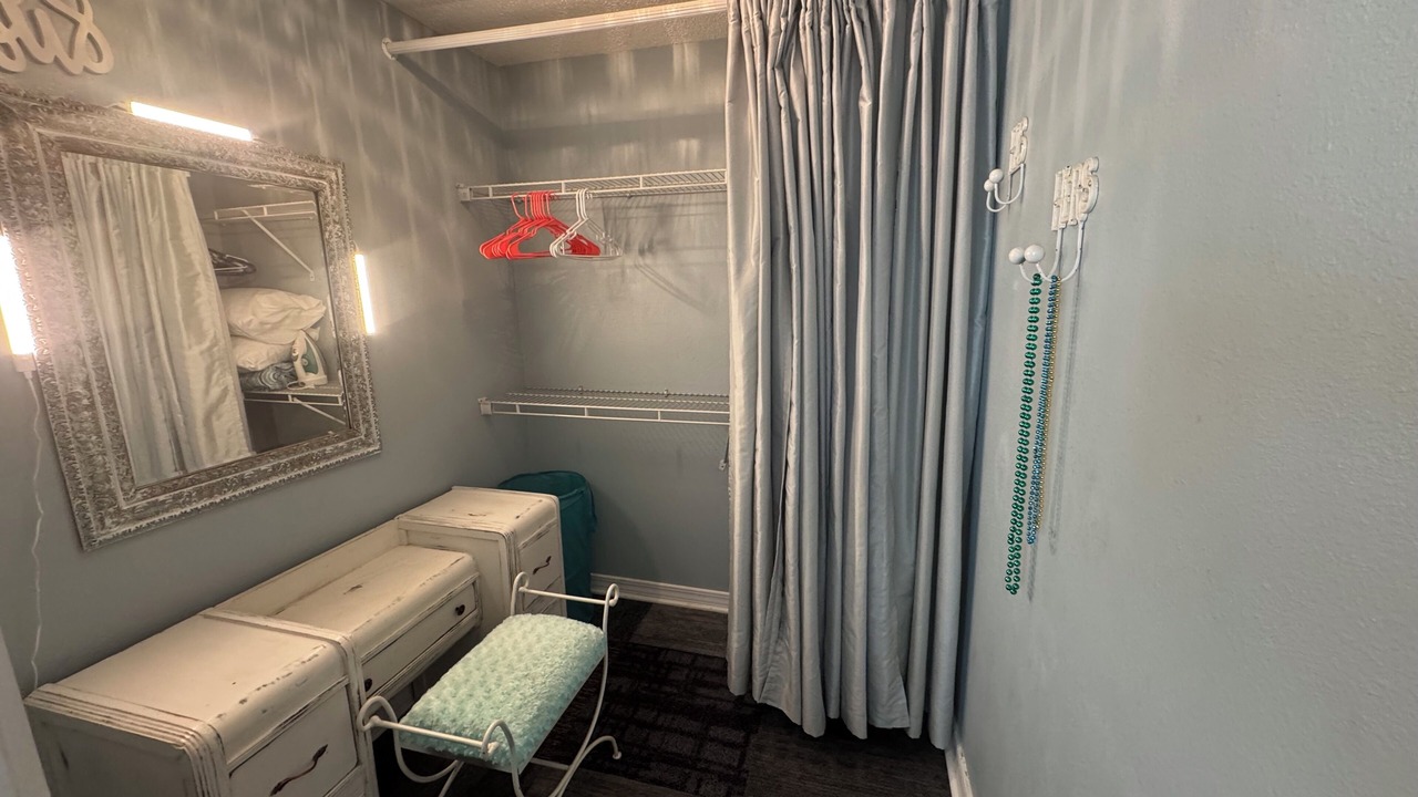 Photo of Bedroom in Pensacola
