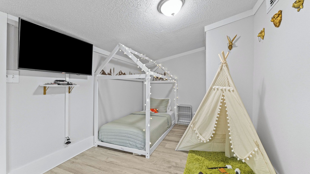 Photo of Bedroom in South Pensacola