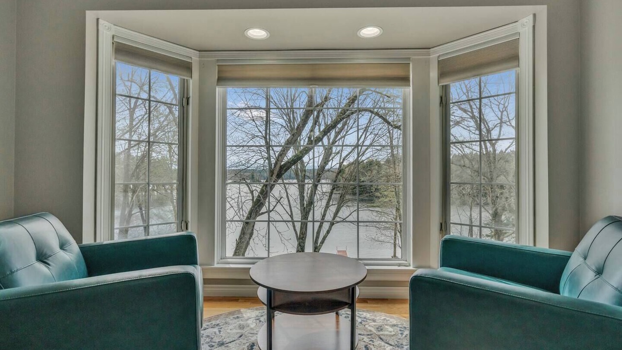Photo of Livingroom in Monmouth