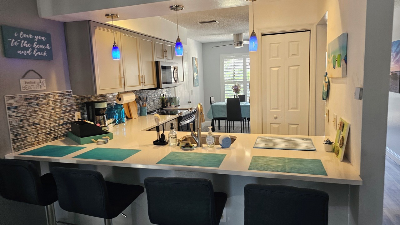 Photo of Kitchen in Gulf Gate Estates