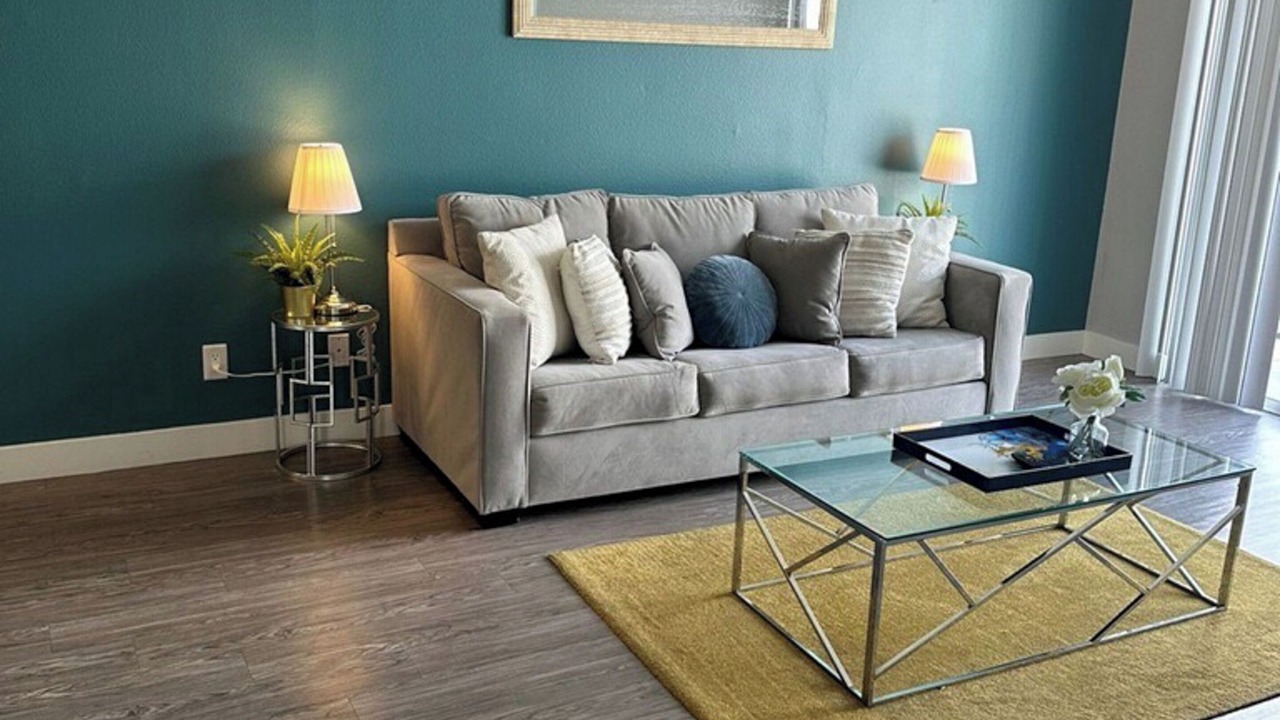 Photo of Livingroom in Hollywood