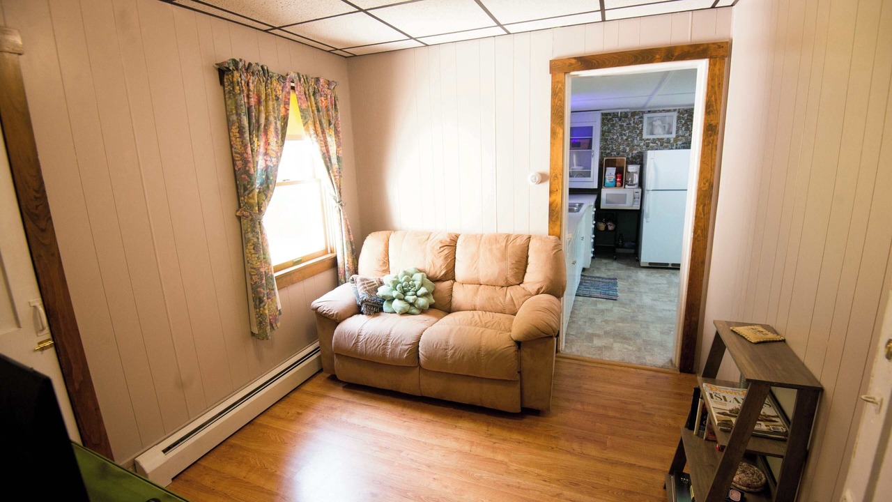 Photo of Livingroom in Dexter