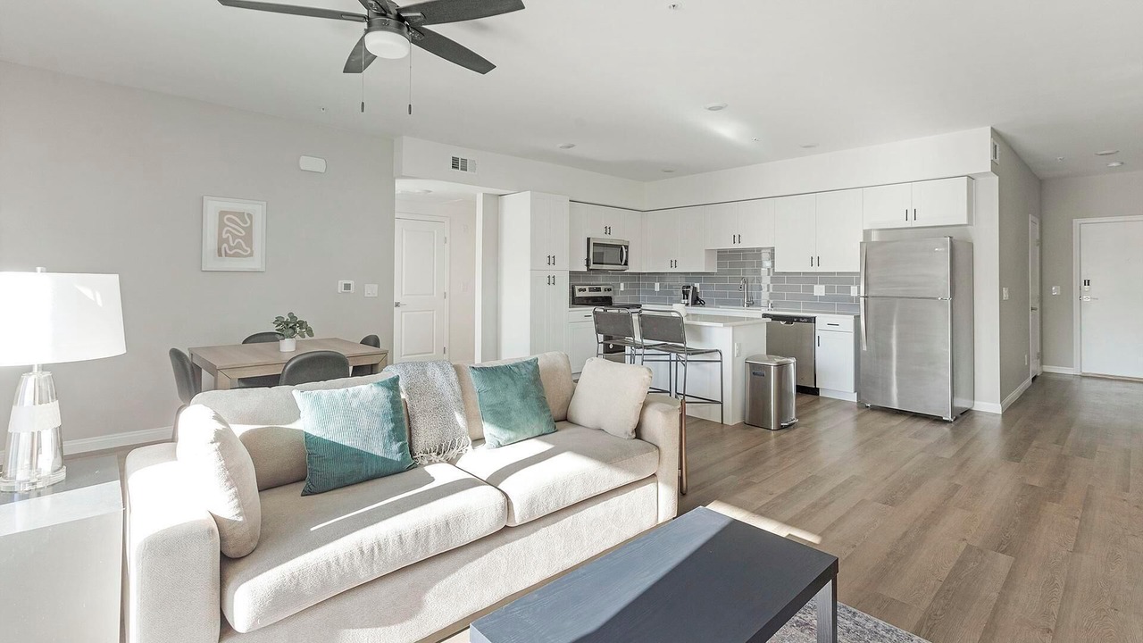 Photo of Livingroom in Townsite