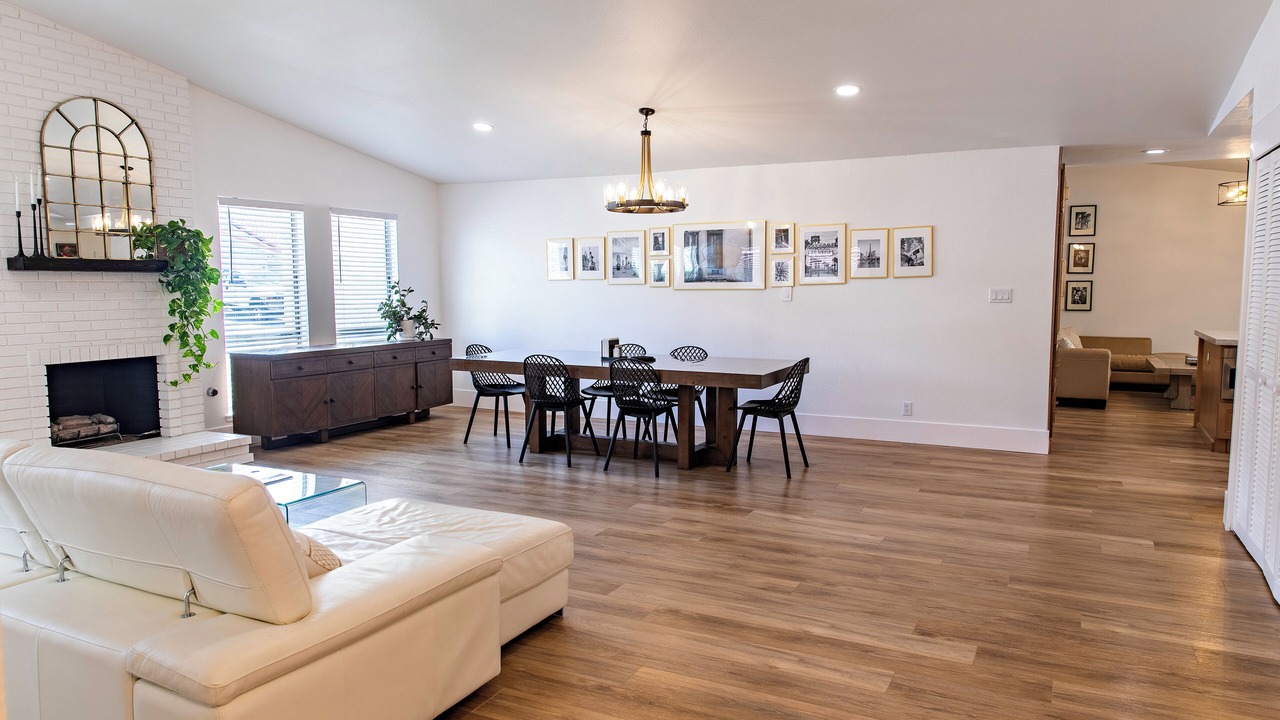 Photo of Bedroom in Canyon Gate Master