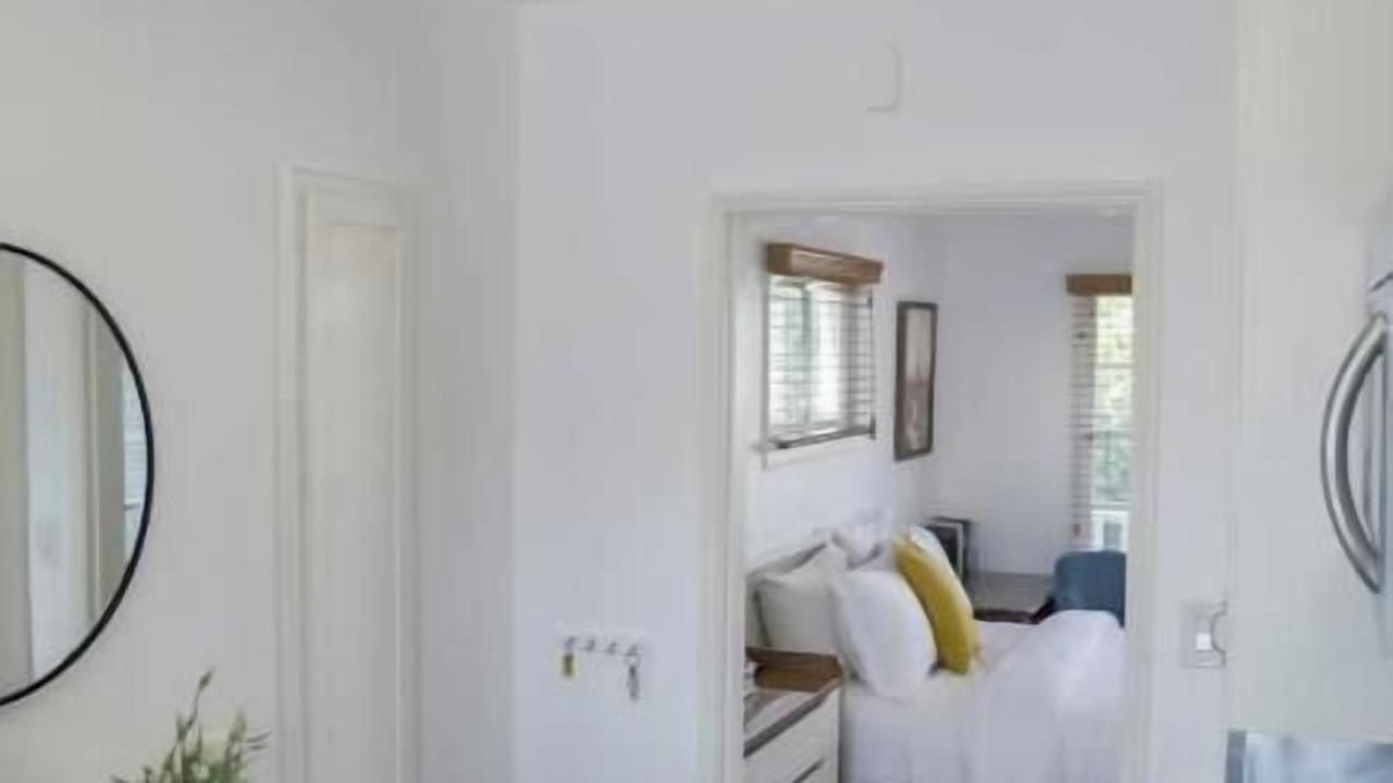 Photo of Bedroom in North of Wilshire