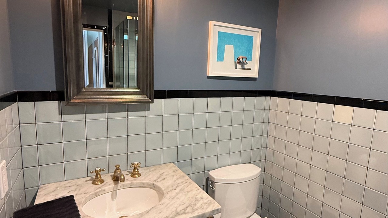 Photo of Bathroom in Eastern Malibu