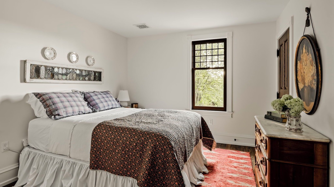 Photo of Bedroom in Sinking Spring