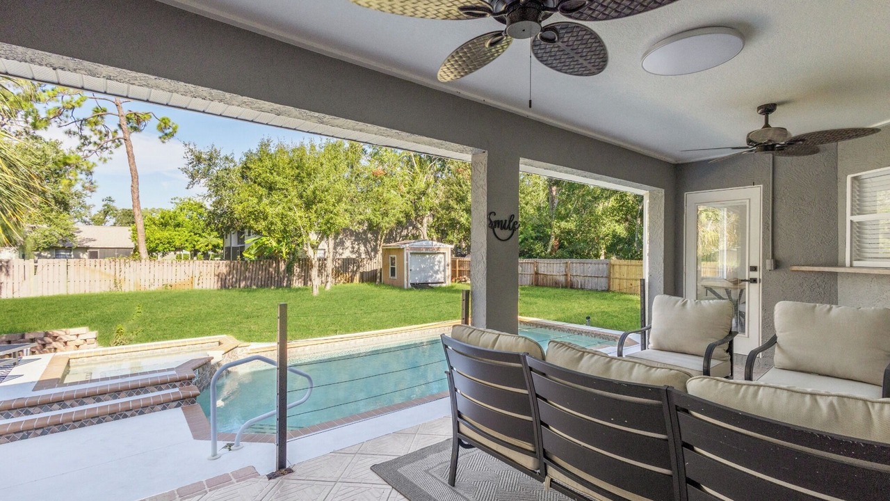 Photo of Outdoor in Gulf Gate Estates