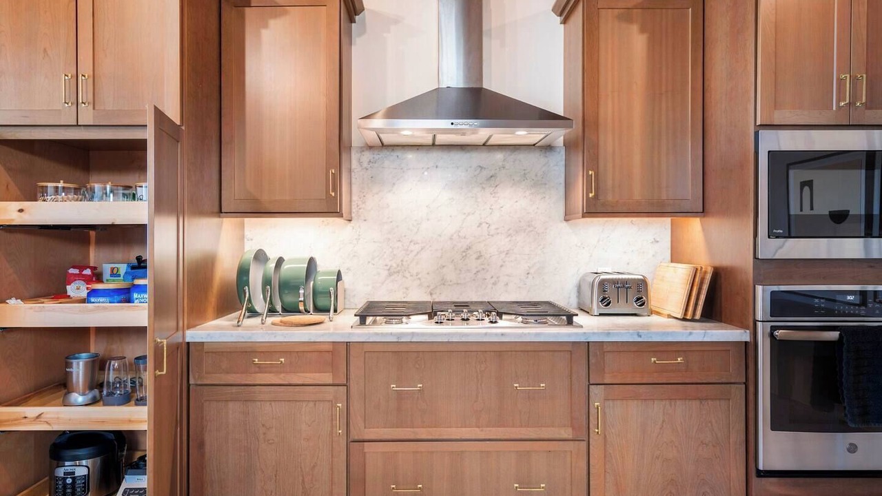 Photo of Kitchen in Eastern Malibu