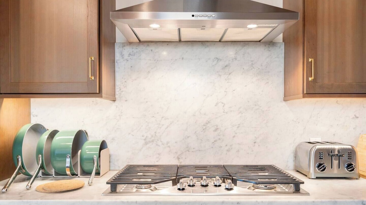 Photo of Kitchen in Eastern Malibu