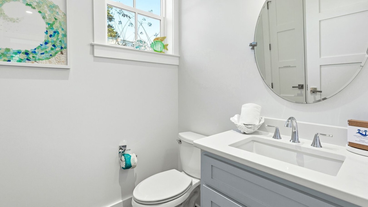 Photo of Bathroom in Greenway Park