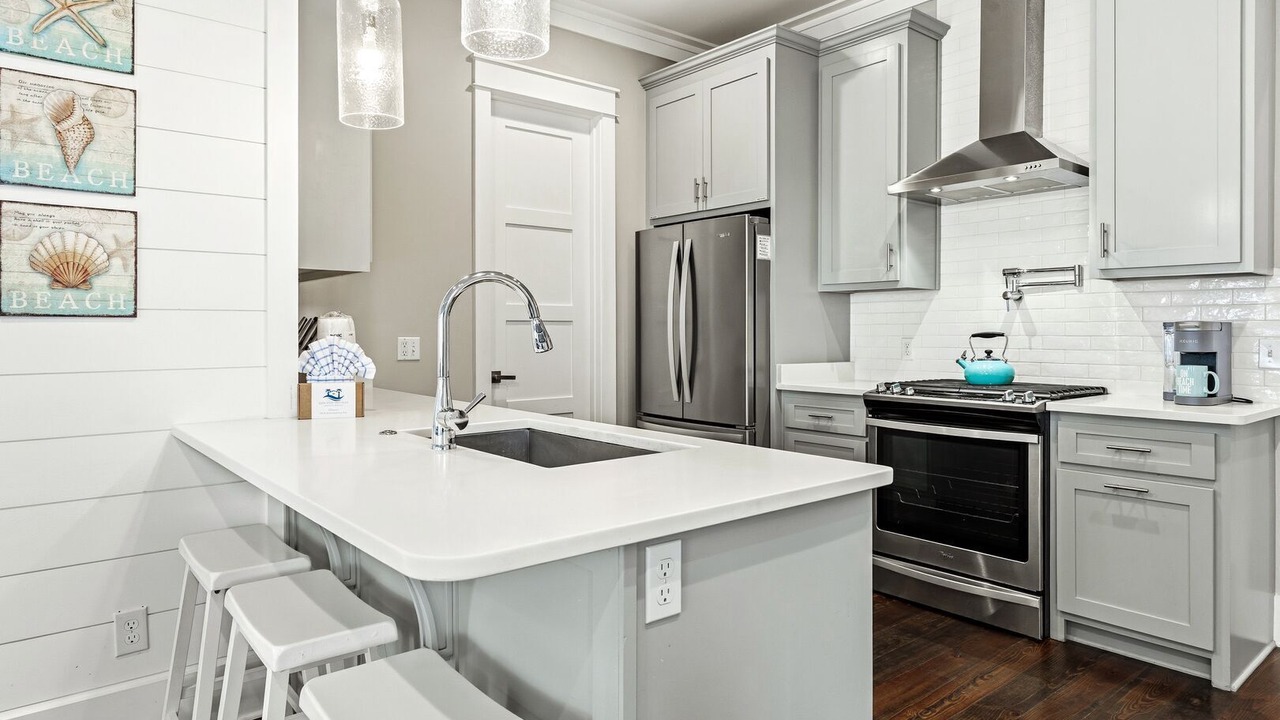Photo of Kitchen in Greenway Park