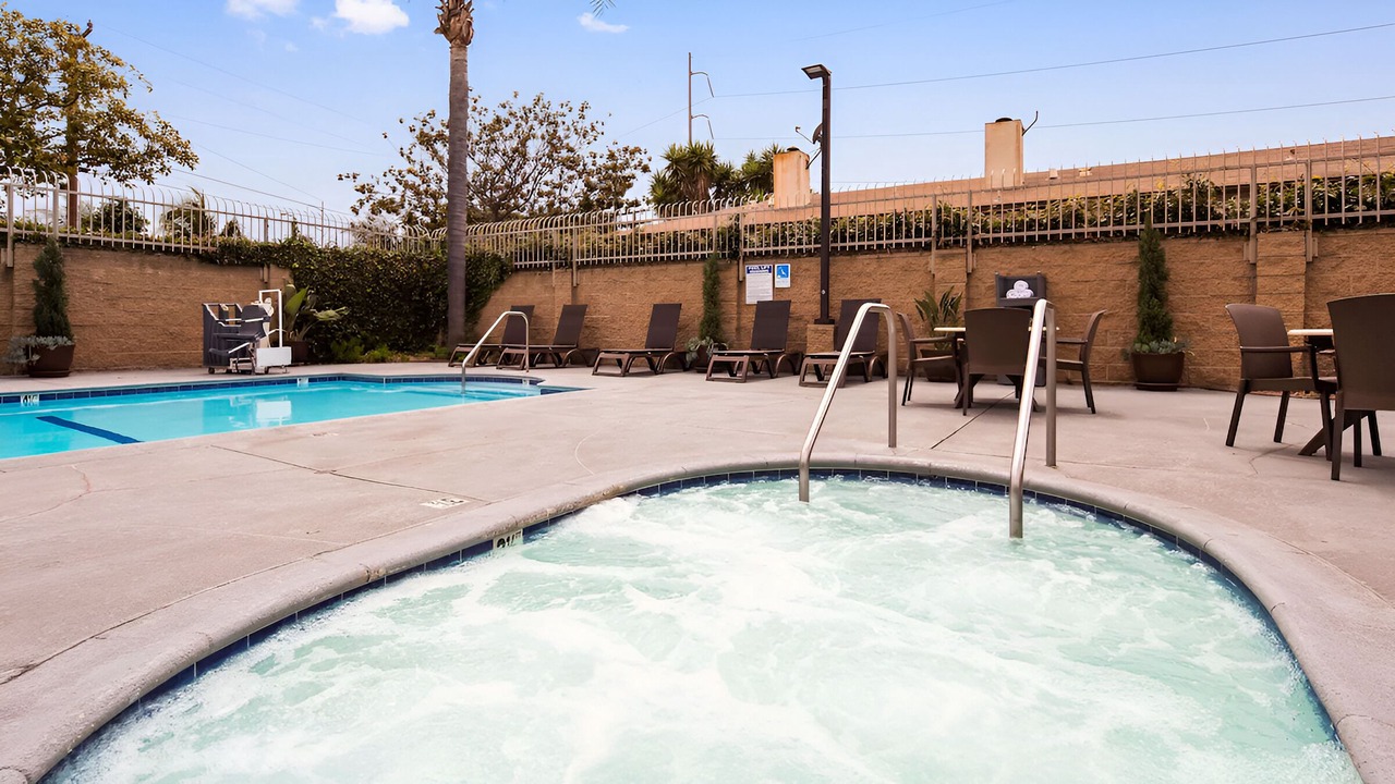 Photo of Outdoor in Inglewood