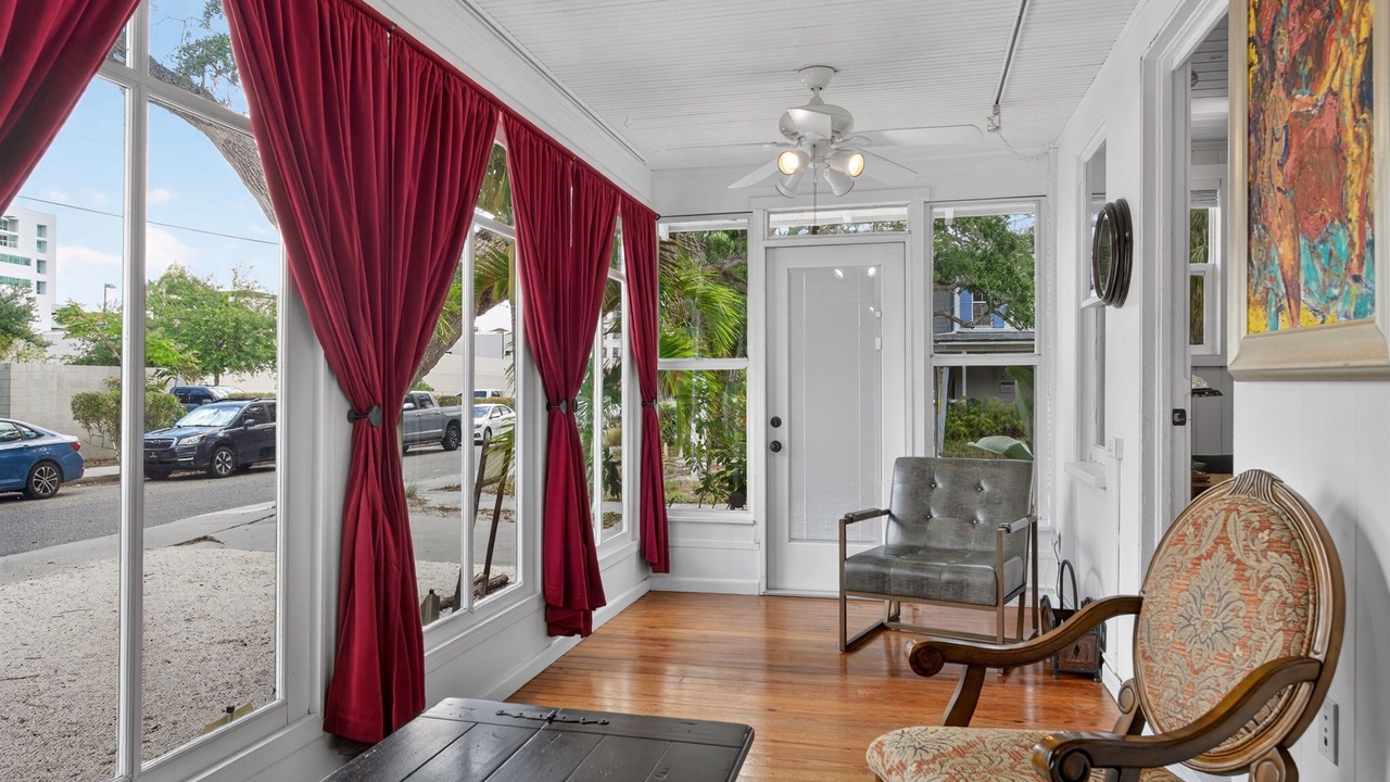 Photo of Bedroom in Downtown