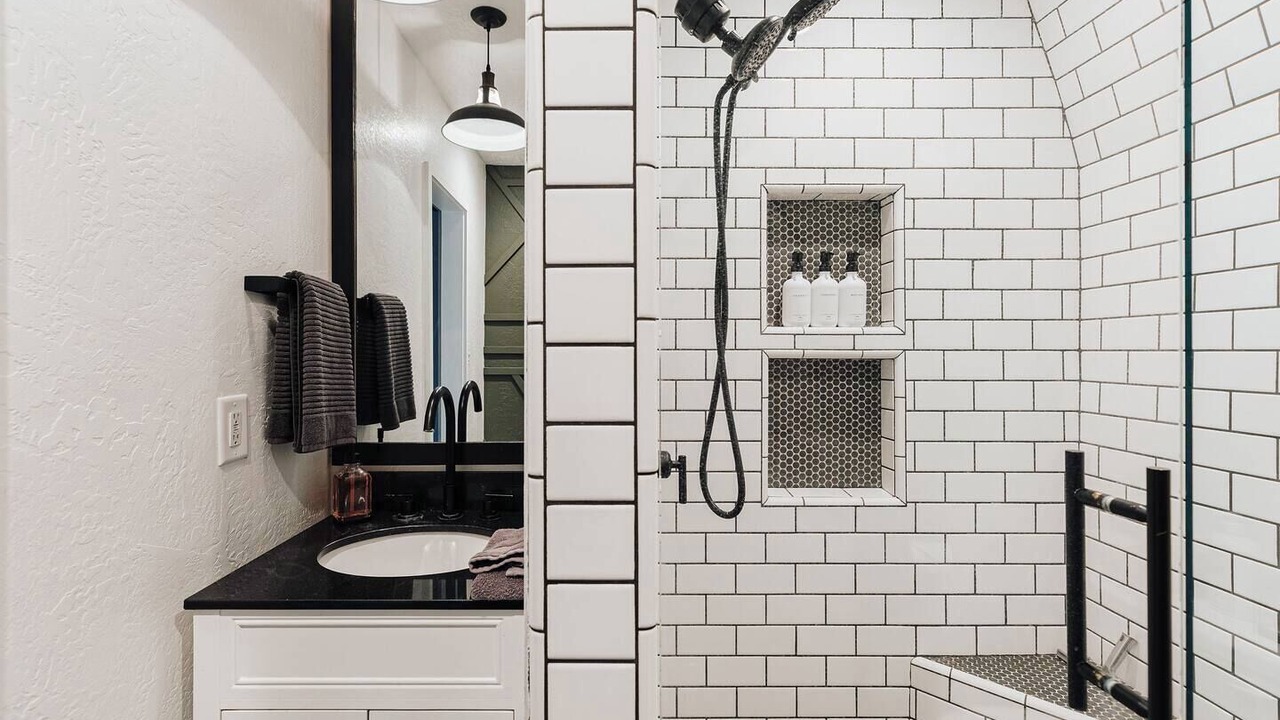 Photo of Bathroom in Whispering Forest