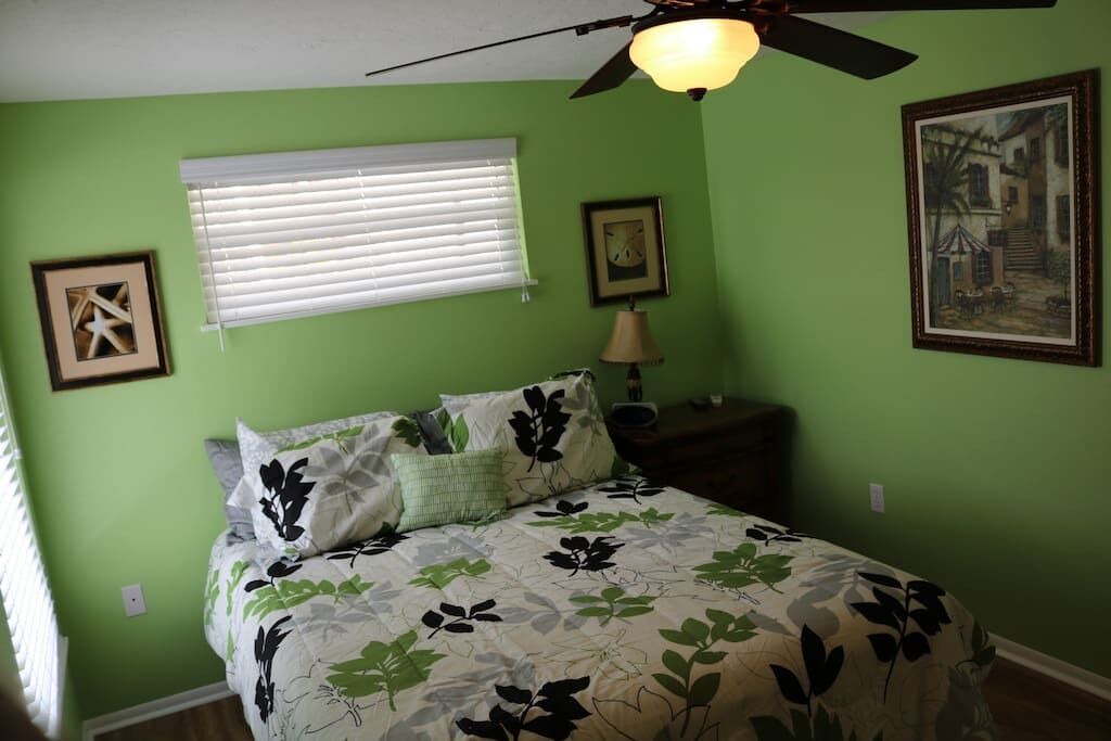 Photo of Bedroom in Bradenton Beach