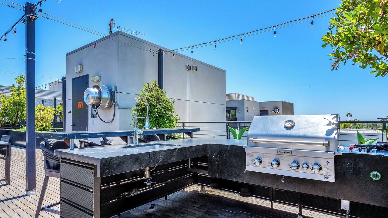 Photo of Patio Balcony in Larchmont