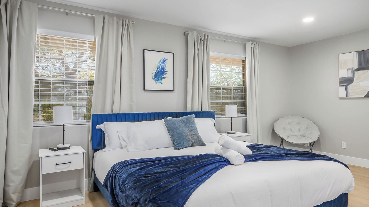 Photo of Bedroom in Enterprise
