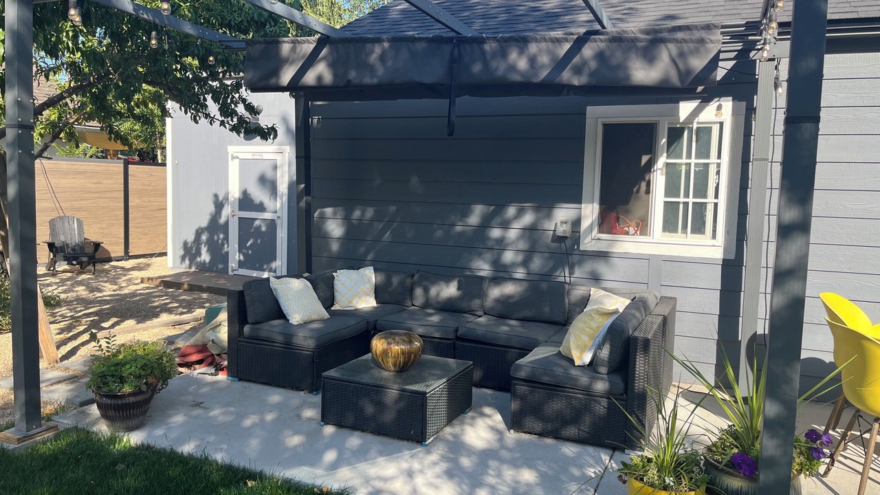 Photo of Patio Balcony in Depot Bench