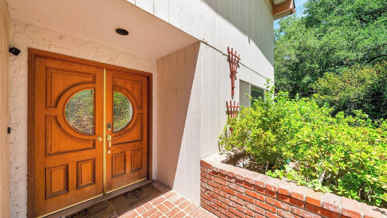 Photo of Outdoor in Woodland Hills