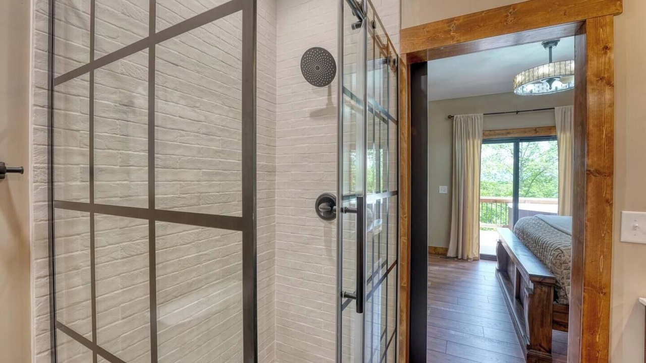 Photo of Bedroom in Blairsville