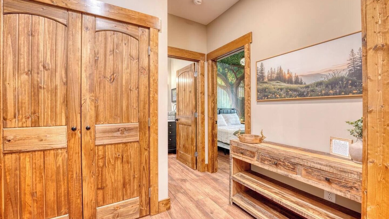 Photo of Bedroom in Blairsville