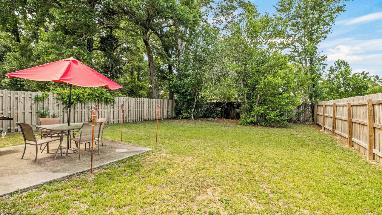 Photo of Outdoor in Myrtle Grove