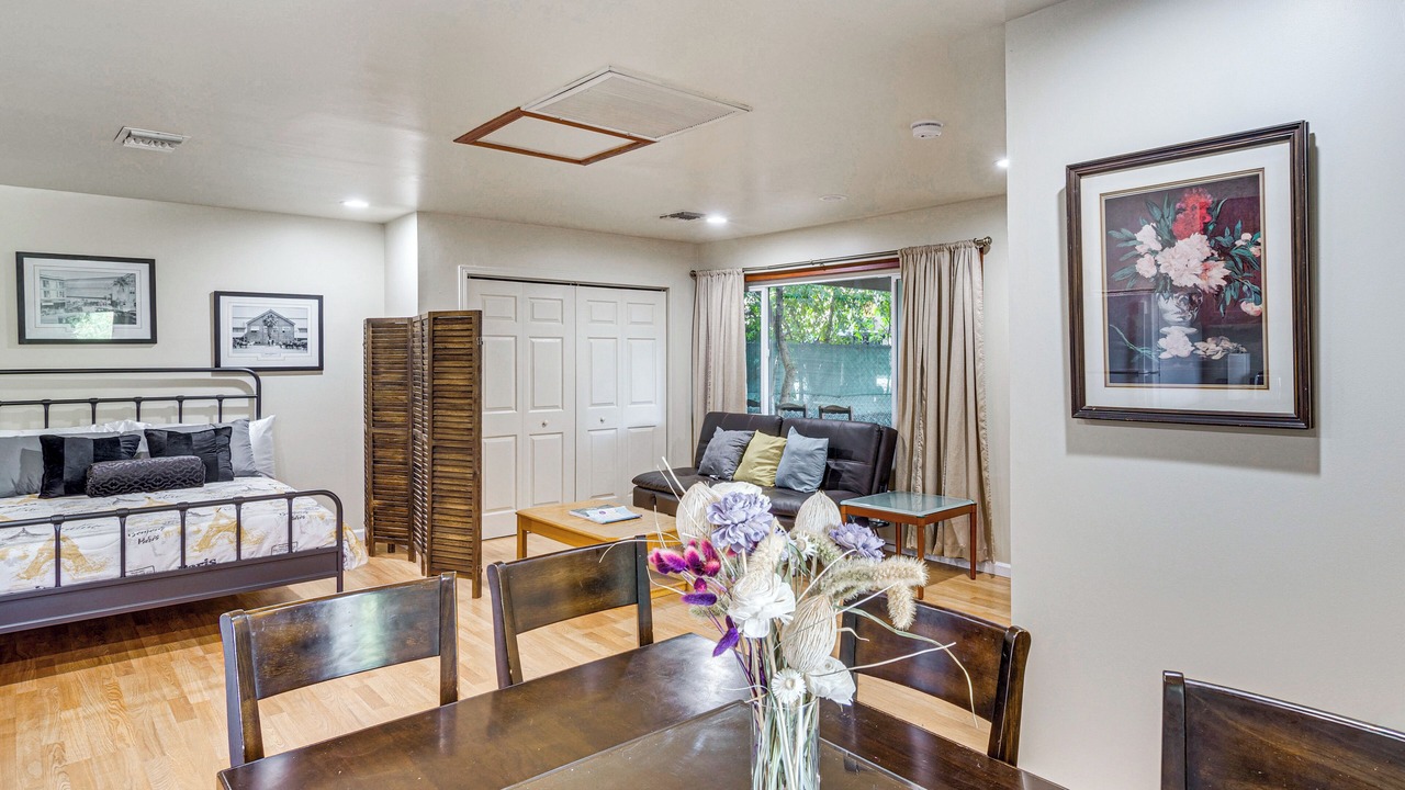 Photo of Others in La Canada Flintridge
