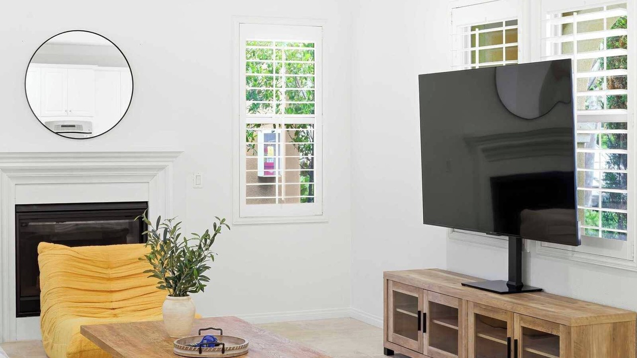Photo of Livingroom in Woodbury