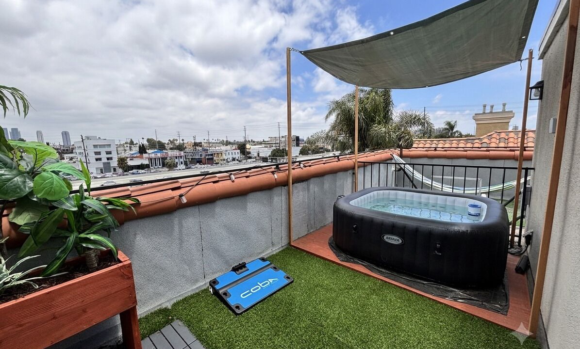 Photo of Outdoor in West Los Angeles