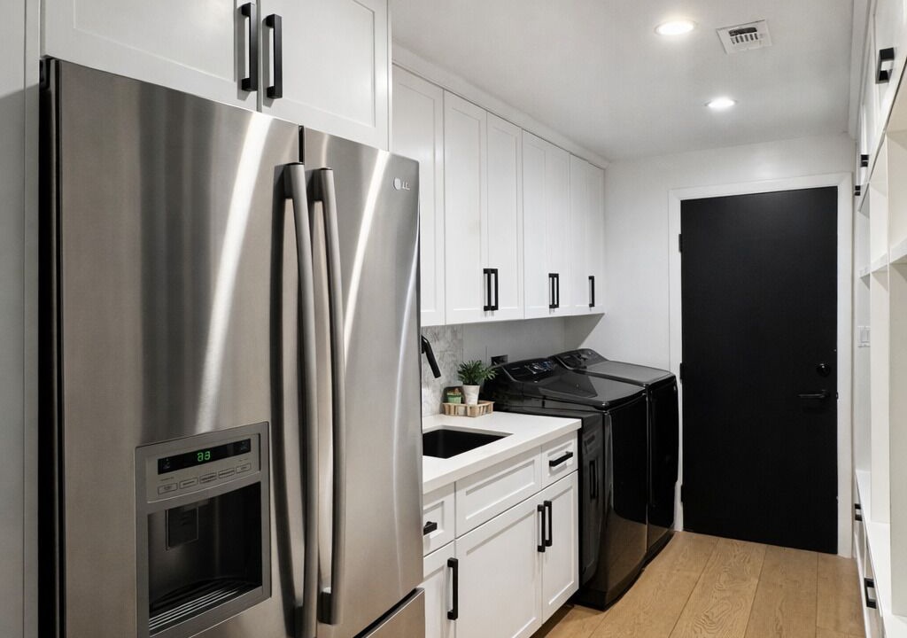 Photo of Kitchen in Woodland Hills