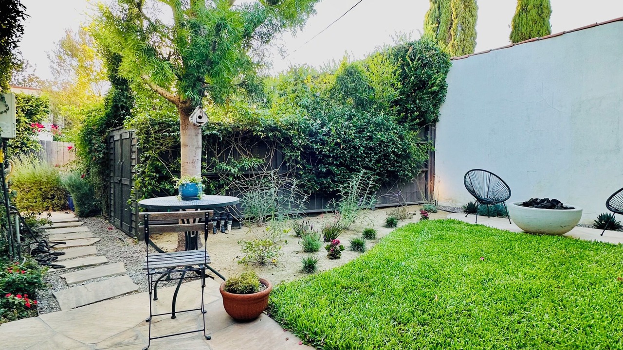 Photo of Patio Balcony in Melrose