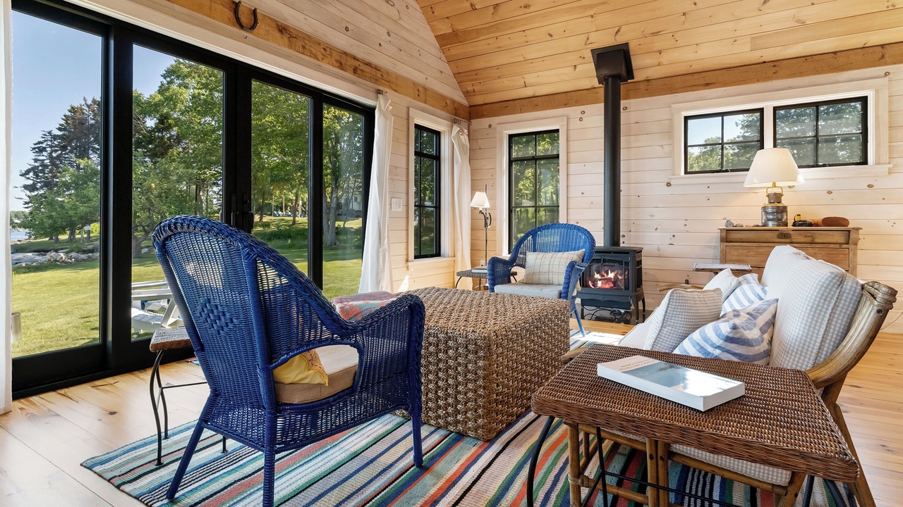 Photo of Livingroom in Prospect Harbor