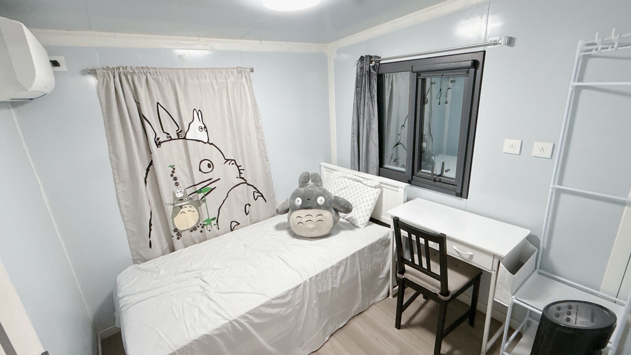 Photo of Bedroom in Rowland Heights