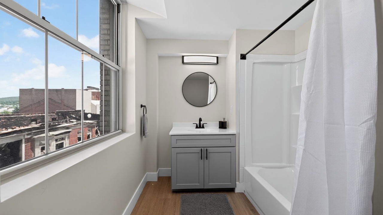 Photo of Bathroom in Reading