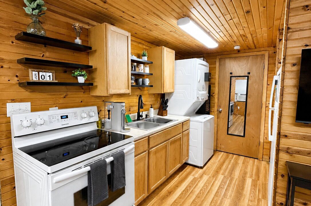 Photo of Kitchen in Bush