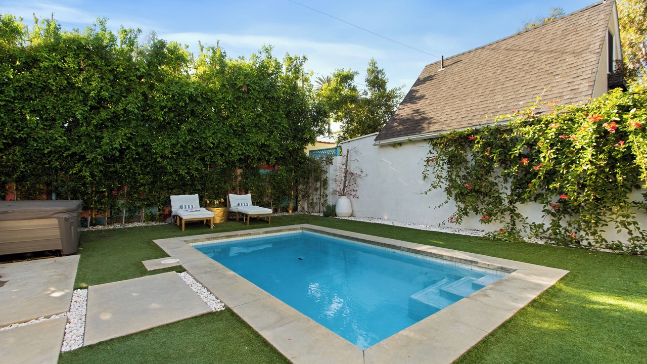 Photo of Outdoor in Beverly Grove